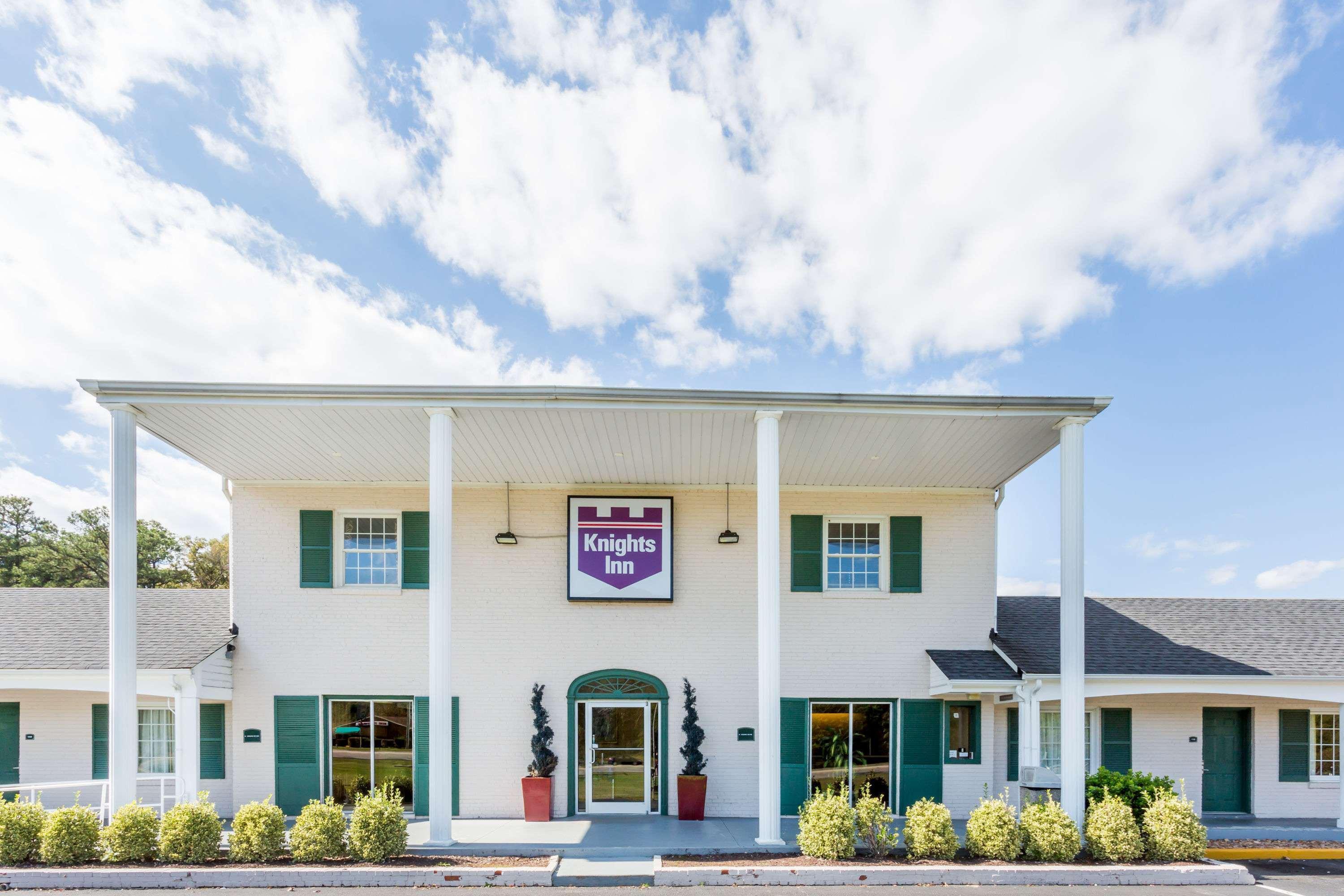 Knights Inn Glen Allen Bagian luar foto